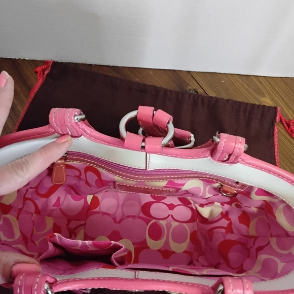 Coach Limited Edition Hand woven Straw & Pink Leather Tote & Coach dust bag. - Picture 6 of 14